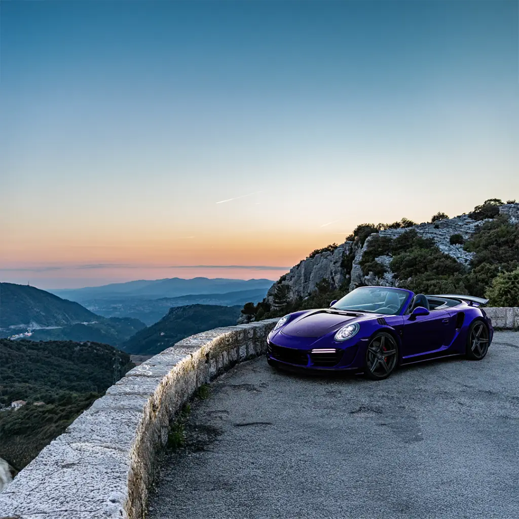107G-Gloss-Venom-Blue-3.webp
